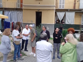 Alcune immagini dell'incontro organizzato dal coordinamento in via Dogliotti