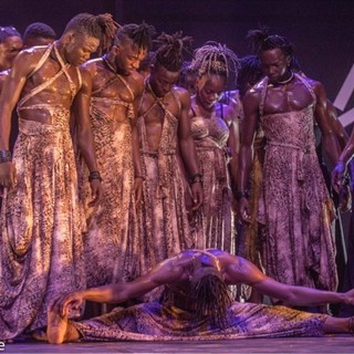 La danza del Sahel conquista Canelli: in scena &quot;Des_Espoirs&quot; della Compagnia Irène Tassembédo