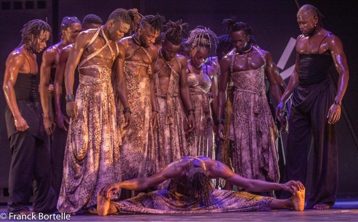 La danza del Sahel conquista Canelli: in scena &quot;Des_Espoirs&quot; della Compagnia Irène Tassembédo