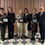 Le coordinatrici infermieristiche nominate &quot;Ambasciatrici della Fondazione Astigiana per la Salute del Territorio. Da sinistra: Maria Grazia Piatti (coord. inf. Immunoematologia e Medicina Trasfusionale), Federica Quinto (vice presidente Fondazione), Daniela Carretto (coord. Gastroenterologia ed Endoscopia Digestiva), Luisa Amalberto (presidente Fondazione), Caterina Franco (coord. inf. Sale di elettrofisiologia ed emodinamica della Cardiologia), Giorgio Calabrese (presidente Comitato tecnico-scientifico Fondazione)