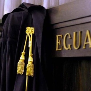 L’Ordine degli Psicologi interviene nel procedimento a carico della docente di recitazione astigiana