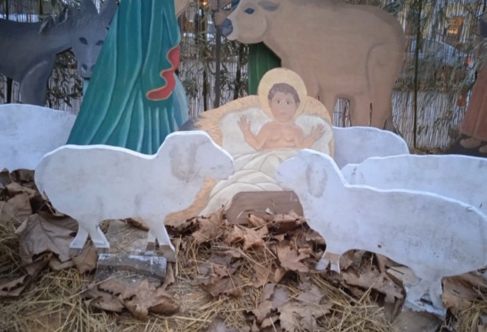È &quot;tornato&quot; il Bambin Gesù del presepe di Montegrosso. I responsabili smascherati dalle telecamere