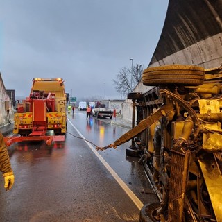 Riaperta la galleria Molini di Isola dopo l'incidente dei giorni scorsi