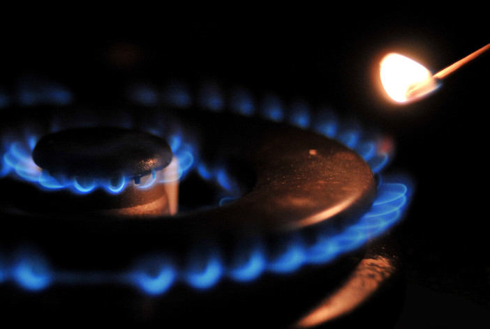 Odissea per farsi allacciare il gas ad Asti: 3 appuntamenti mancati e senza acqua calda in casa