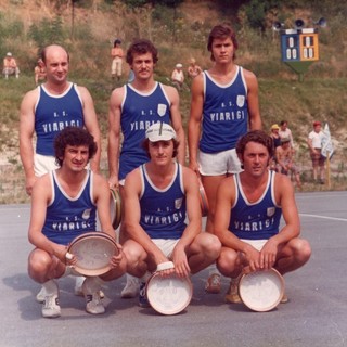 Viarigi celebra i vincitori dello scudetto di tamburello del 1974 con una giornata evento e partita storica. In campo anche il famoso &quot;Cerot&quot;