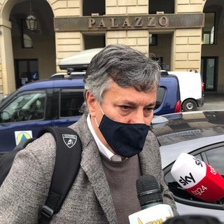 Covid, l'ammissione di Icardi: &quot;Ricoveri in ospedale? Il sistema regge ancora 10-12 giorni&quot; [VIDEO]