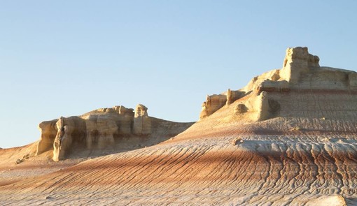 Avventura nel deserto del Mangystau: un viaggio nel cuore del Kazakhstan