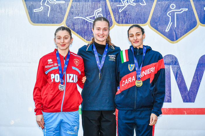 Valentina Martinescu (Junior Asti) con Maria Beatrice Mercuri e Aurora Tognetti