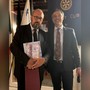 Lo scrittore e giornalista Alberto Mattioli al Rotary di Asti per presentare il suo saggio