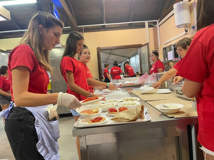 Una pro loco al lavoro (Merfephoto)