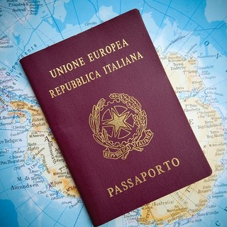 La Questura di Asti avvia la procedura online per i passaporti urgenti