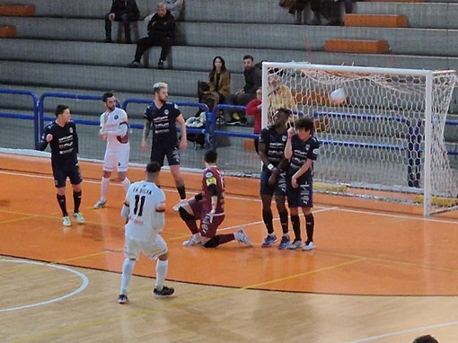 Futsal, il derby si chiude su un 3-3 che esalta i tifosi del Palabrumar (foto d'archivio)