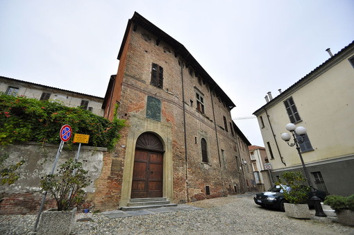 &quot;I ritrovamenti di età romana negli scavi di Palazzo Mazzola&quot;: il primo marzo incontro con l'archeologa Elisabetta Ugaglia