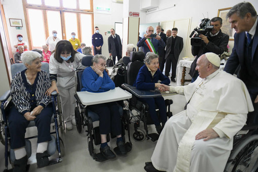 Papa Francesco in visita nel 2023,  alla Casa di Riposo di Portacomaro (Ph Vatican Media)