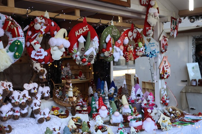 Venerdì, con lo show inaugurale, parte il Magico Paese di Natale: atmosfere incantate tra Langhe, Roero e Monferrato [VIDEO]