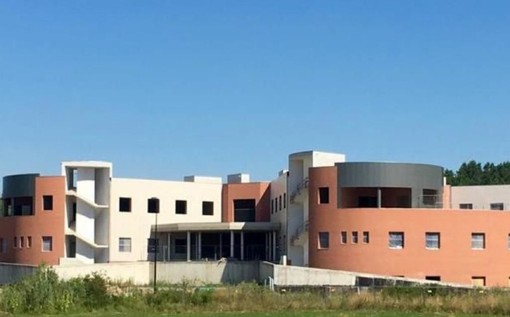 Ospedale Valle Belbo: incertezze e necessità di un futuro sanitario chiaro