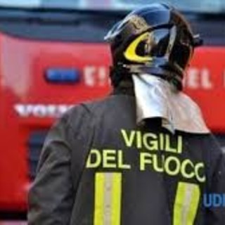 Incendio domestico a Montemagno nella notte