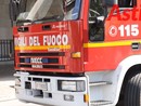 Tenta di darsi fuoco davanti al palazzo della Provincia: salvato dai vigili del fuoco