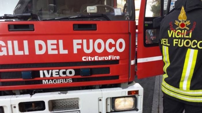 Dusino San Michele: auto ribaltata dopo un incidente