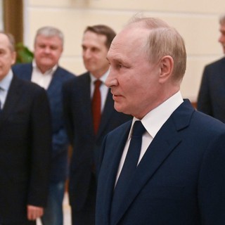 Putin “Ucraina esegue ordini dell’Occidente, avrà una degna risposta”