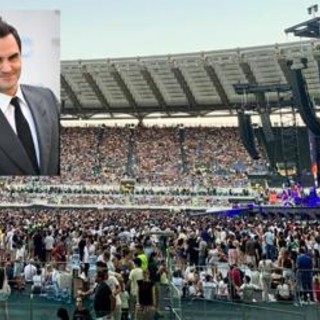 Roger Federer al concerto dei Coldplay, Chris Martin gli dedica dei versi